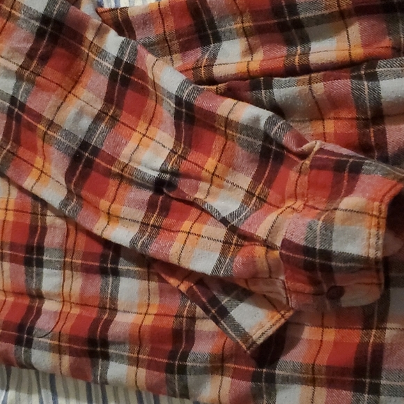Men's Medium Croft & Barrow Flannel - Picture 3 of 3